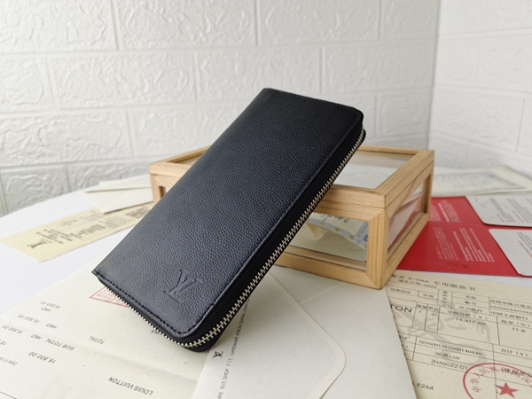 LVコピーウォレット背面デザイン